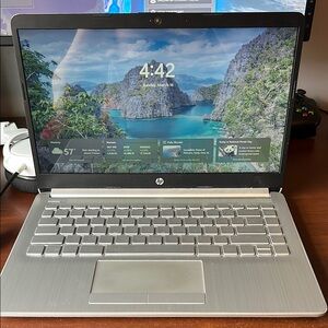 HP Silver Laptop